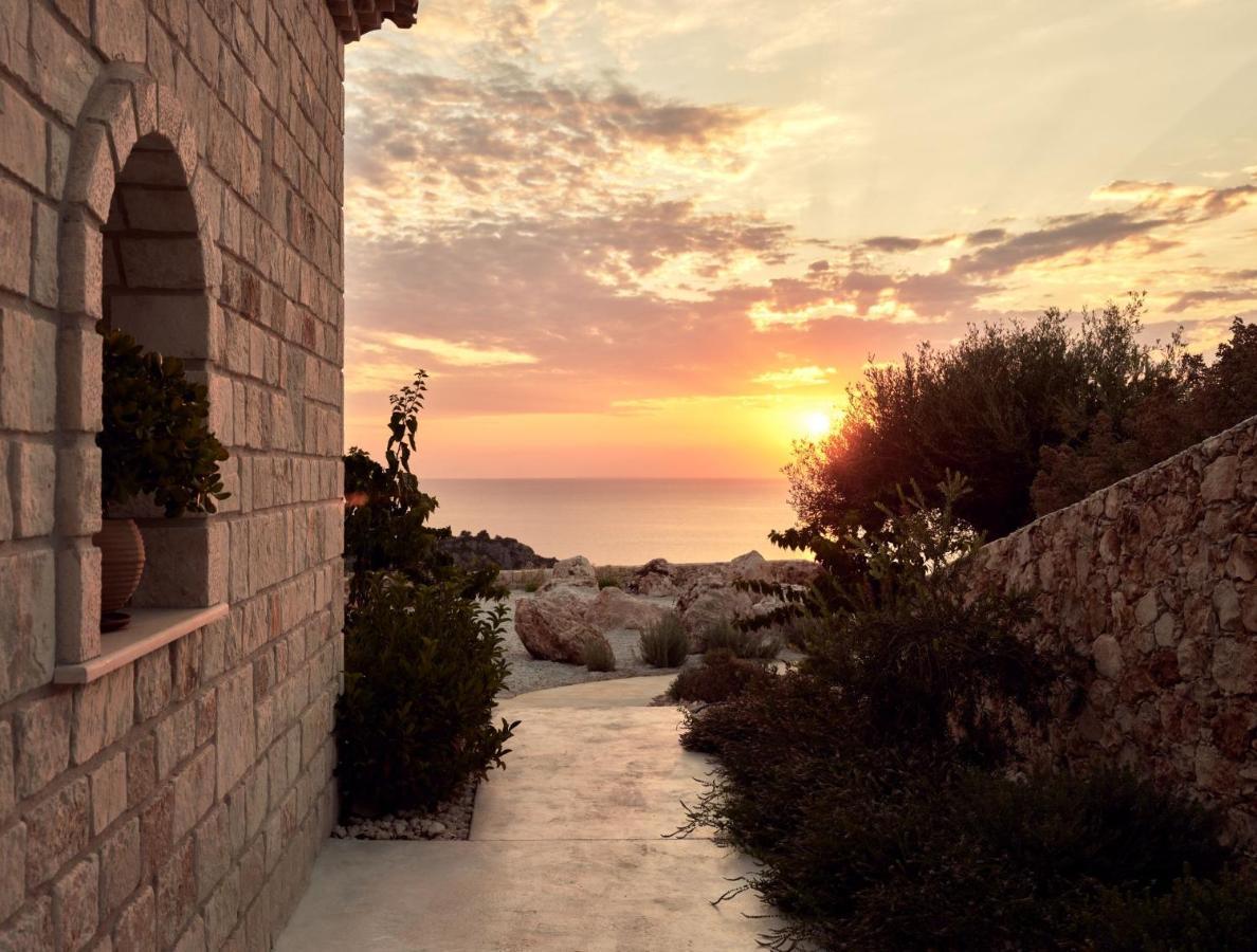 Rebek Luxury Villas & Suites Agios Nikolaos  Exterior foto